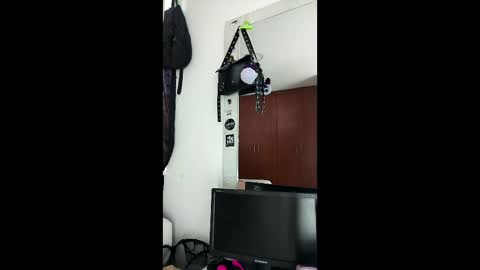 KARINNA  RAVEN online show from 04.01.26