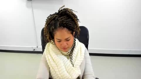 Snapshot of karla_cg chatting on 03.07.25 karla_cg online show from 03.07.25