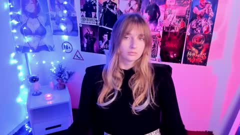 Karla online show from 10.23.25