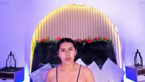 Karla Gonzaless online show from 01.15.25