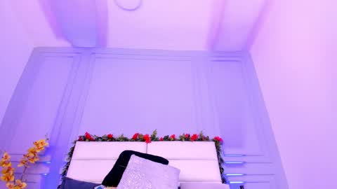 Karla Gonzaless online show from 03.08.25