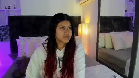 Snapshot of karla_gonzaless chatting on 06.28.26 Karla Gonzaless online show from 06.28.26