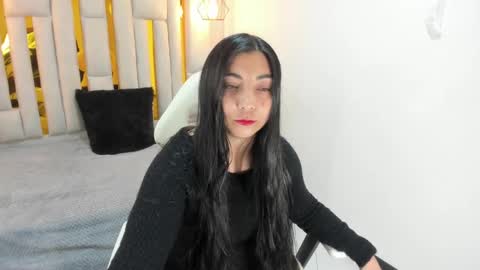 Snapshot of karla_hernandez chatting on 01.31.25 Karla online show from 01.31.25