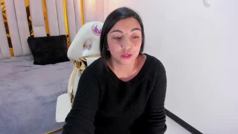 Snapshot of karla_hernandez chatting on 01.31.25 Karla online show from 01.31.25