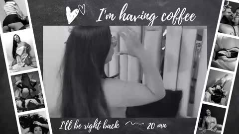 Snapshot of karla_hernandez chatting on 10.30.25 Karla online show from 10.30.25