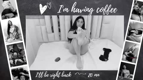 Snapshot of karla_hernandez chatting on 11.10.25 Karla online show from 11.10.25