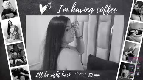 Snapshot of karla_hernandez chatting on 11.18.25 Karla online show from 11.18.25