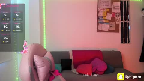 Snapshot of karla_honey_ chatting on 06.23.26 Karla online show from 06.23.26