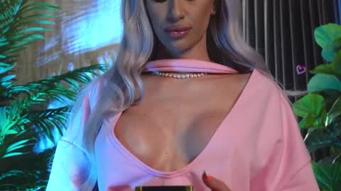 KarlaBart online show from 10.13.25