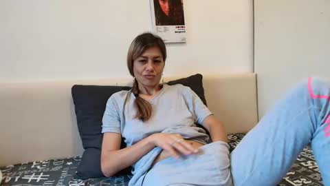 Crystyna online show from 10.13.25