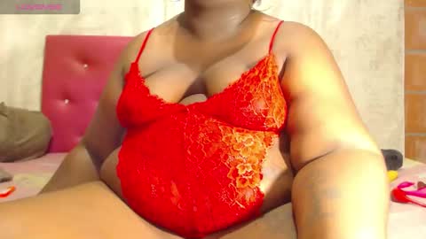 DAHIANA online show from 10.06.25