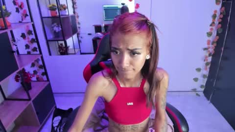 karlaslutskinny__ online show from 11.06.25