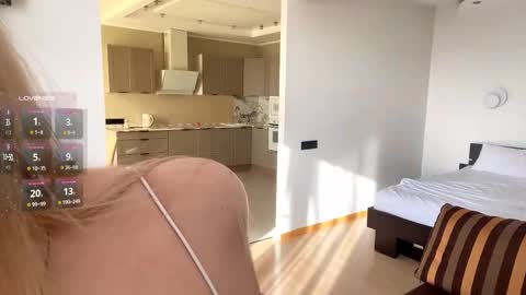 Olivia online show from 10.01.25