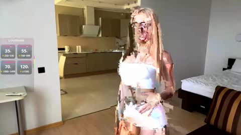 Olivia online show from 10.11.25