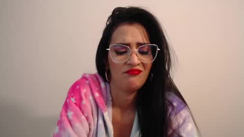 Snapshot of karlota_hank chatting on 01.17.25 Karlis online show from 01.17.25