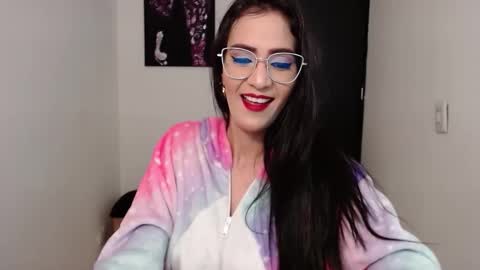 Karlis online show from 11.20.25