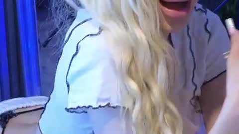 Julia online show from 06.30.26