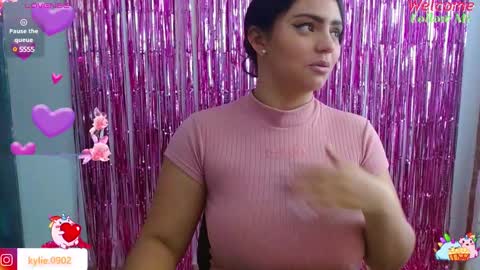 karol 09 online show from 01.04.25