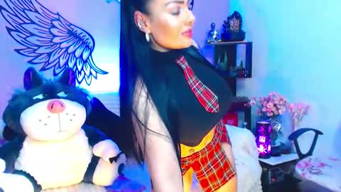 Karol Kenedy online show from 02.21.26