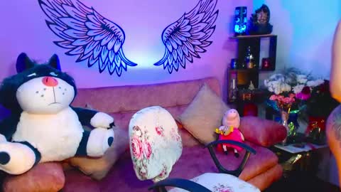 Karol Kenedy online show from 05.17.26