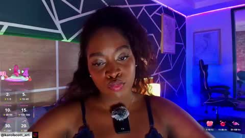 Snapshot of karol_scott1 chatting on 10.09.25 KAROL SCOTT online show from 10.09.25