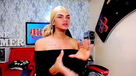 karol Vanessa   online show from 05.23.26