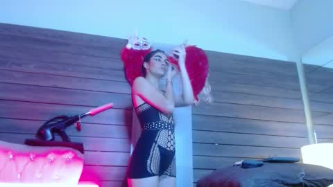 karol_yesenia online show from 10.23.25