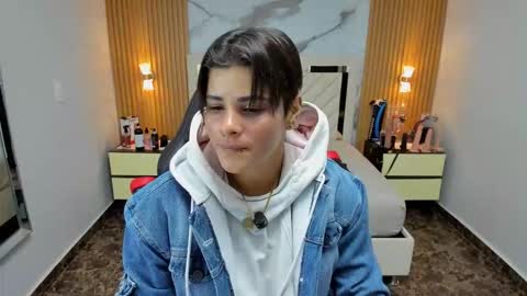 Karol and Luna online show from 11.28.25