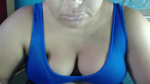 karolbb online show from 12.02.24