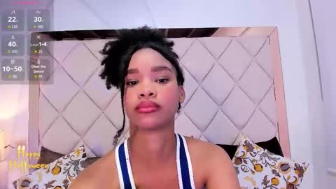 Snapshot of karolebonyy chatting on 10.31.25 Karol online show from 10.31.25