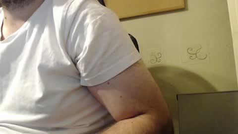 Snapshot of karolhorny96 chatting on 06.19.26 Karol online show from 06.19.26