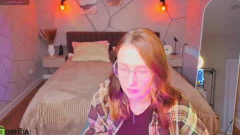 Karolina online show from 04.04.26