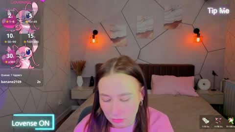 Karolina online show from 04.11.26