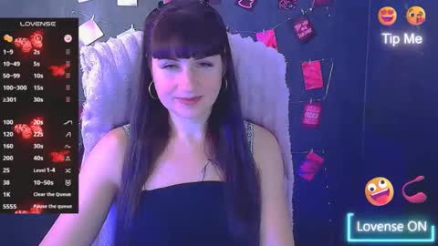 Caroline online show from 11.20.25