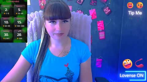 Caroline online show from 06.18.26