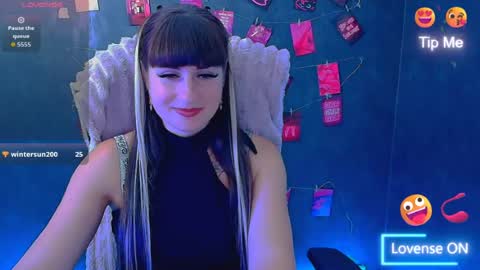 Caroline online show from 07.13.26