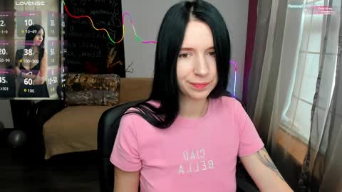 Karolina online show from 04.04.26