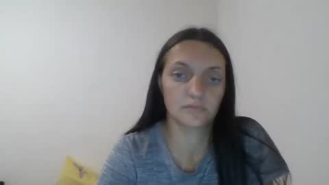 Snapshot of karolinacel chatting on 09.12.25 karolinacel online show from 09.12.25