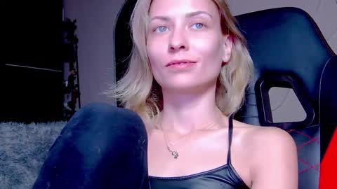 karoline121 online show from 10.07.25