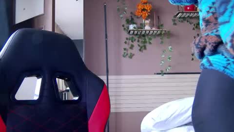 karoline121 online show from 02.05.26