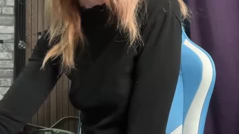 karoline121 online show from 02.19.26