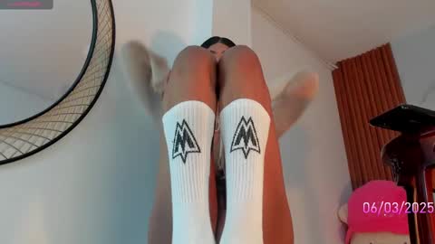 Snapshot of karoline_marin chatting on 03.06.25 Karoline online show from 03.06.25