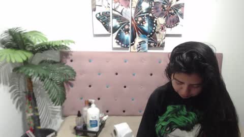 Isa online show from 03.12.25