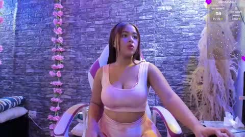 Snapshot of karoll__sex chatting on 09.30.25 KAROLL online show from 09.30.25