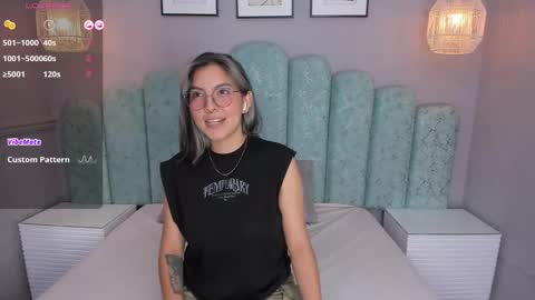 Snapshot of karoll_santos chatting on 01.10.25 Karol Santos online show from 01.10.25