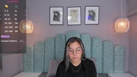 Snapshot of karoll_santos chatting on 02.12.25 Karol Santos online show from 02.12.25