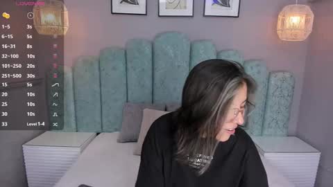Snapshot of karoll_santos chatting on 02.19.25 Karol Santos online show from 02.19.25