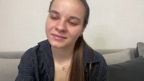 Snapshot of karongene chatting on 04.10.26 Lia online show from 04.10.26