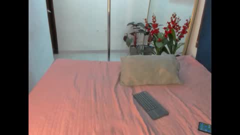 karooz_viirgin online show from 11.23.25