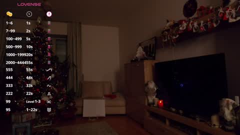 Snapshot of karrin chatting on 12.17.25 K online show from 12.17.25